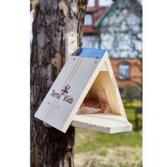 Terra Kids special squirrel feeder kit