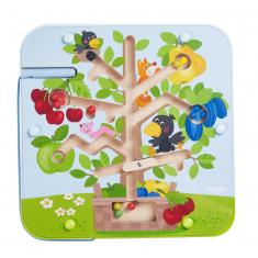 Magnetic game: The orchard