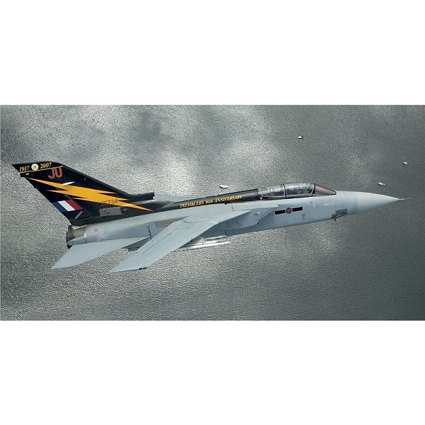 Maquette avion : Tornado F MK3 - No111 Squadron 90th Anniversary : Limited Edition - Hasegawa-01959