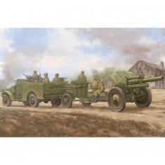 Model military vehicle: M3A1 latest version towing 122 mm howitzer M-30