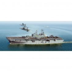 Maquette bateau : USS Iwo Jima LHD-7