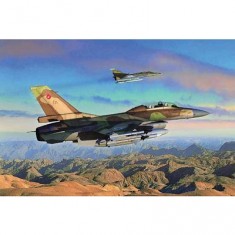 General Dynamics F-16B Fighting Falcon - 1:72e - Hobby Boss