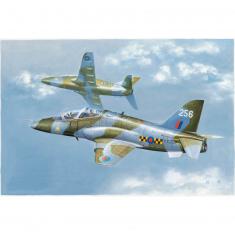 Maquette avion: avion militaire britannique Hawk T MK.1A