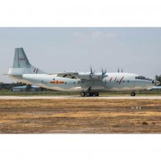 Maquette avion : Chinese Y-8