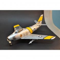 Maqueta de avión: avión de combate F-86 Sabre