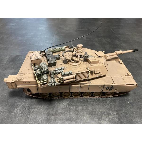 Maquette Statique Char Abrams M1A2 1-16e Camouflage Sable - ABRA-STA