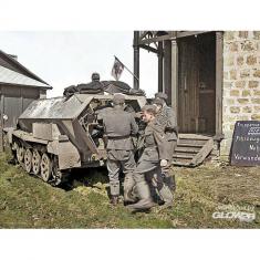 Maquette Ambulance et Figurines : WWII German Ambulance 