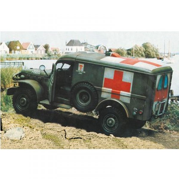 WC 54 Ambulance - Italeri-226