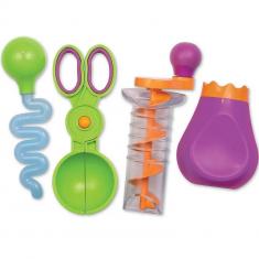 Fine motor skills tool kit for water and sand