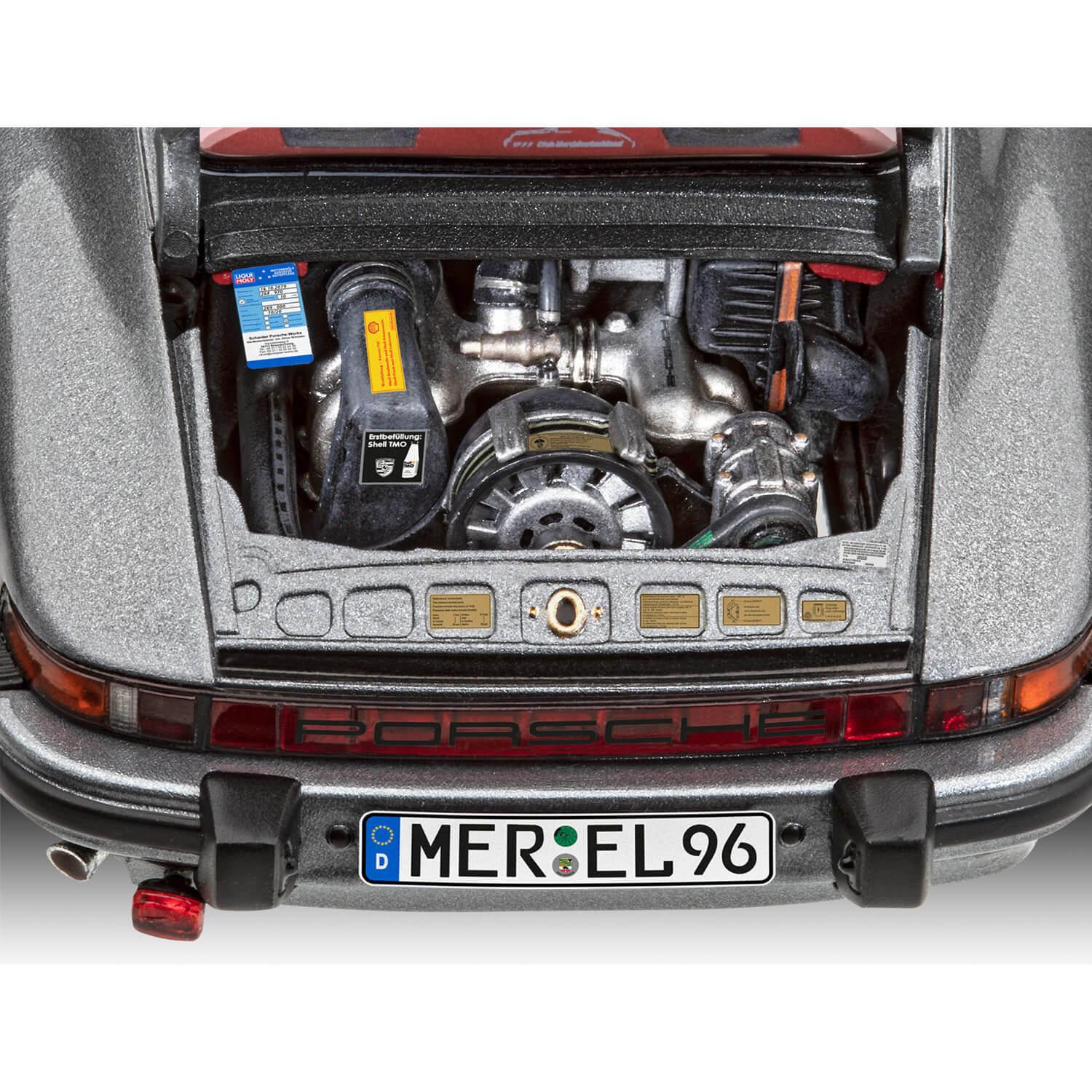 Maqueta coleccionable del motor de un Porsche 911