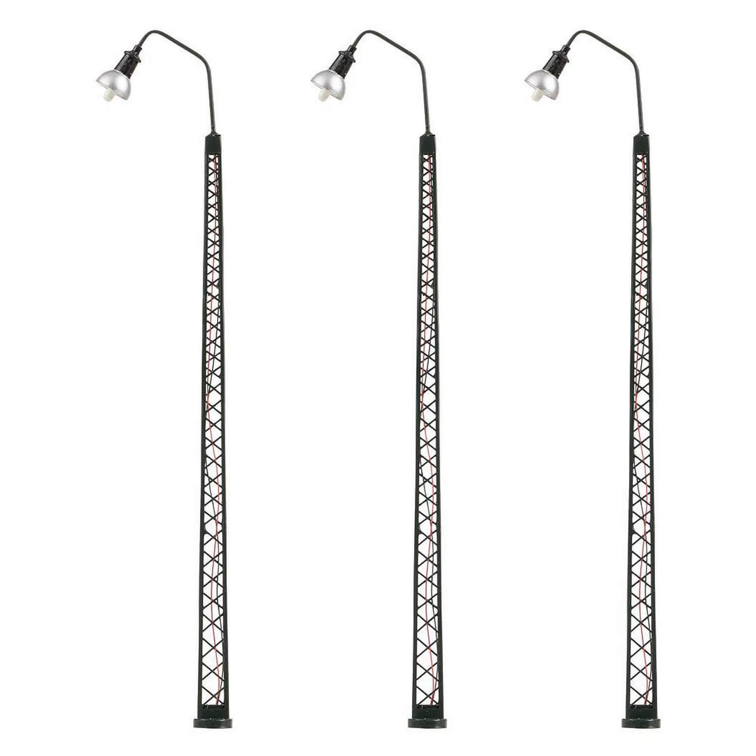 Accessoires pour Modélisme HO : 3 Lampes LED cintrées sur poteau en treillis