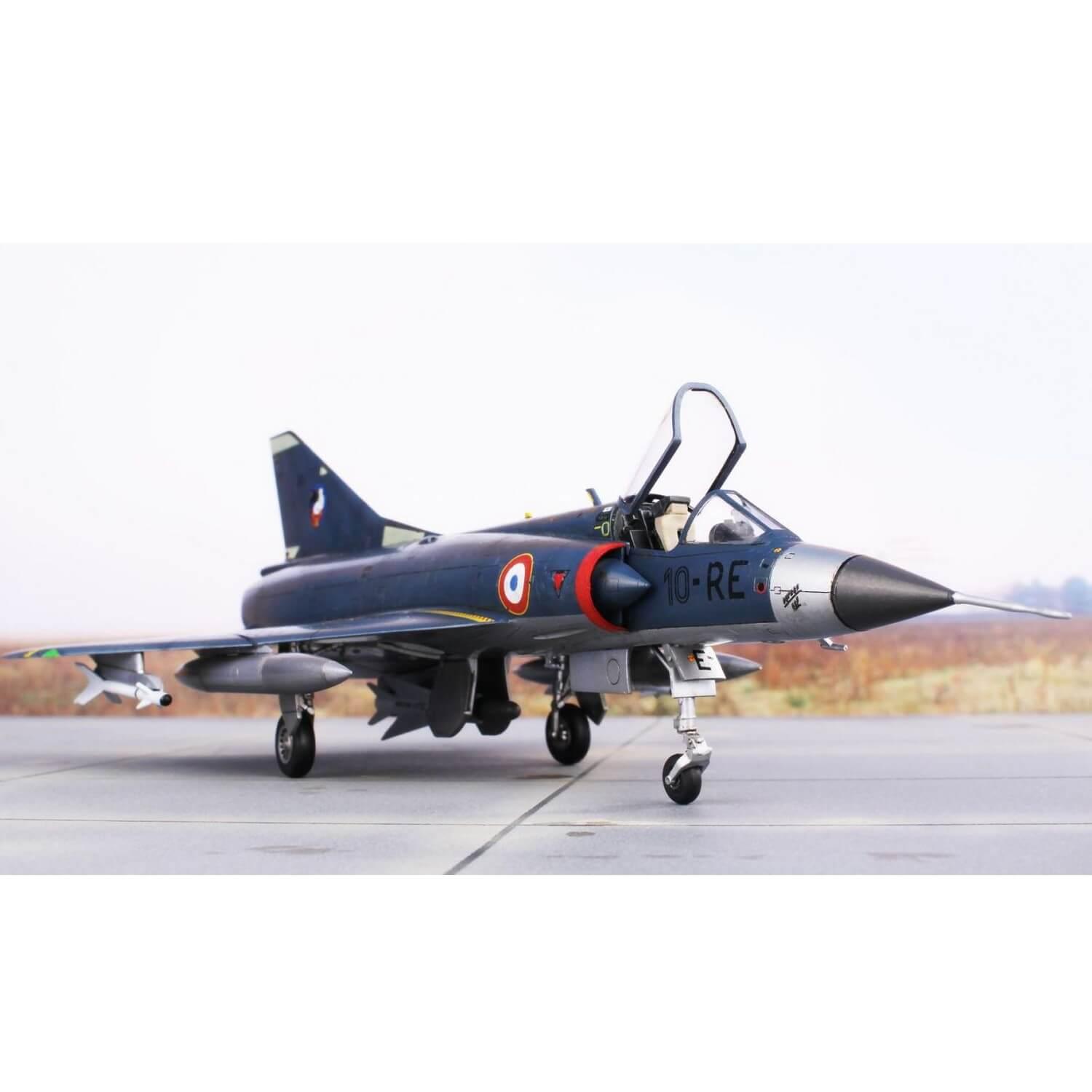 Maquette avion militaire : Mirage IIIC \\Armée de I'Air\\\