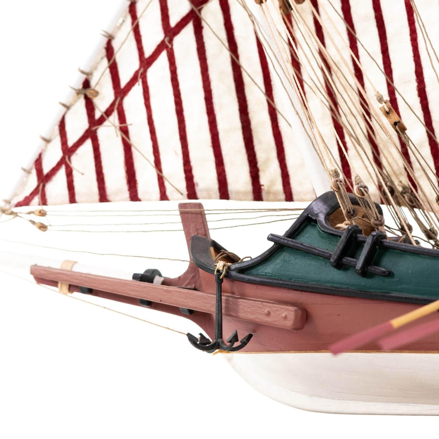 Amati Maquette bateau en bois avec outils : Rainbow pas cher