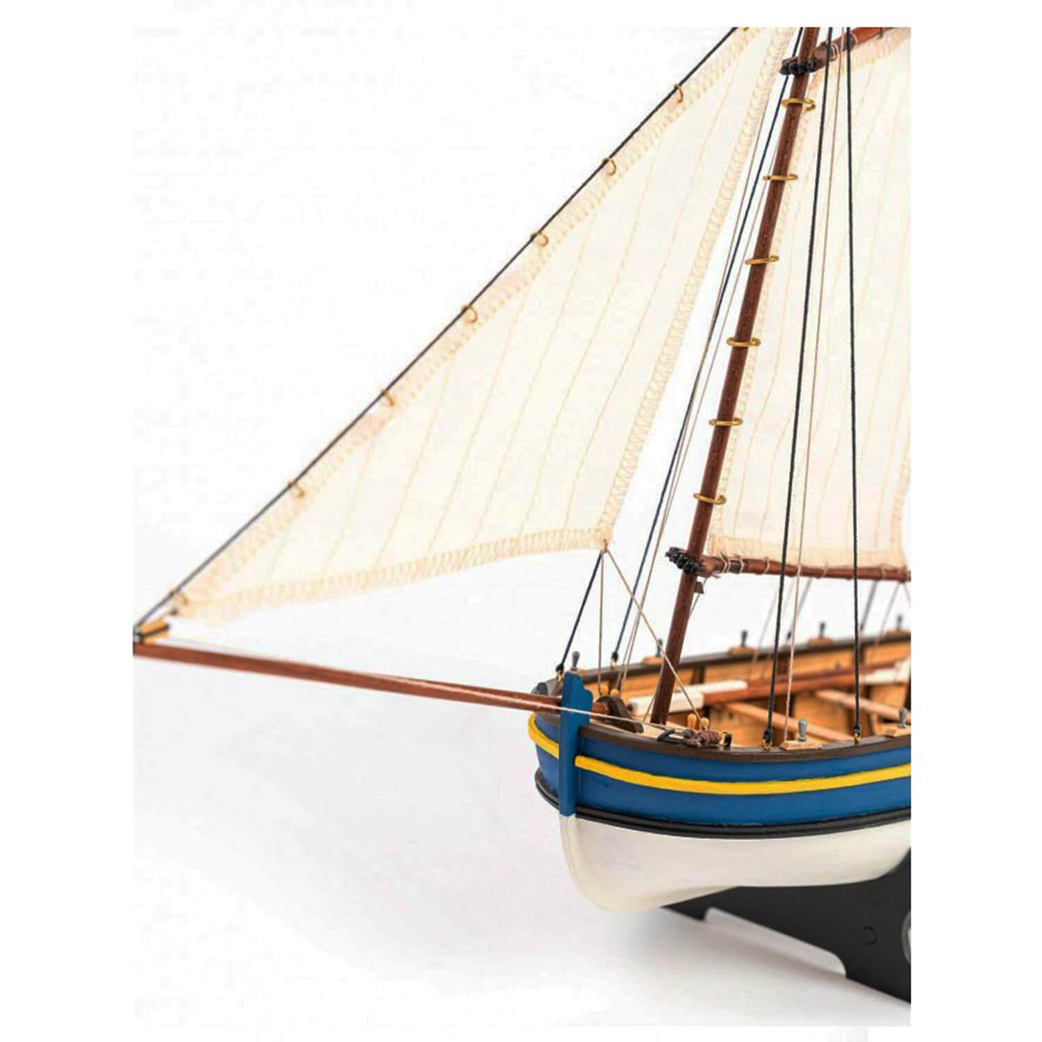 Maqueta de barco de madera: BARCO DEL HMS ENDEAVOUR