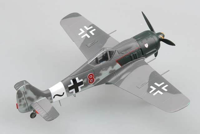 FW190A-8 Red 8 IV./JG3, Uffz. W. Max. - 1:72e - Easy Model