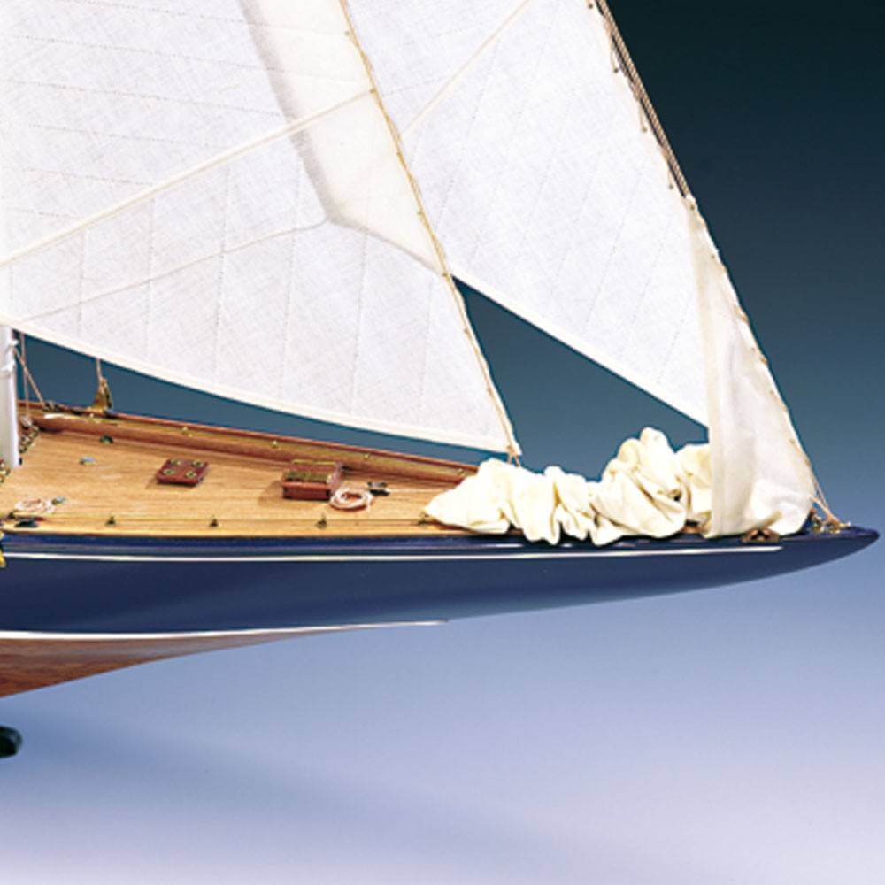 Endeavour, maquette bateau en bois