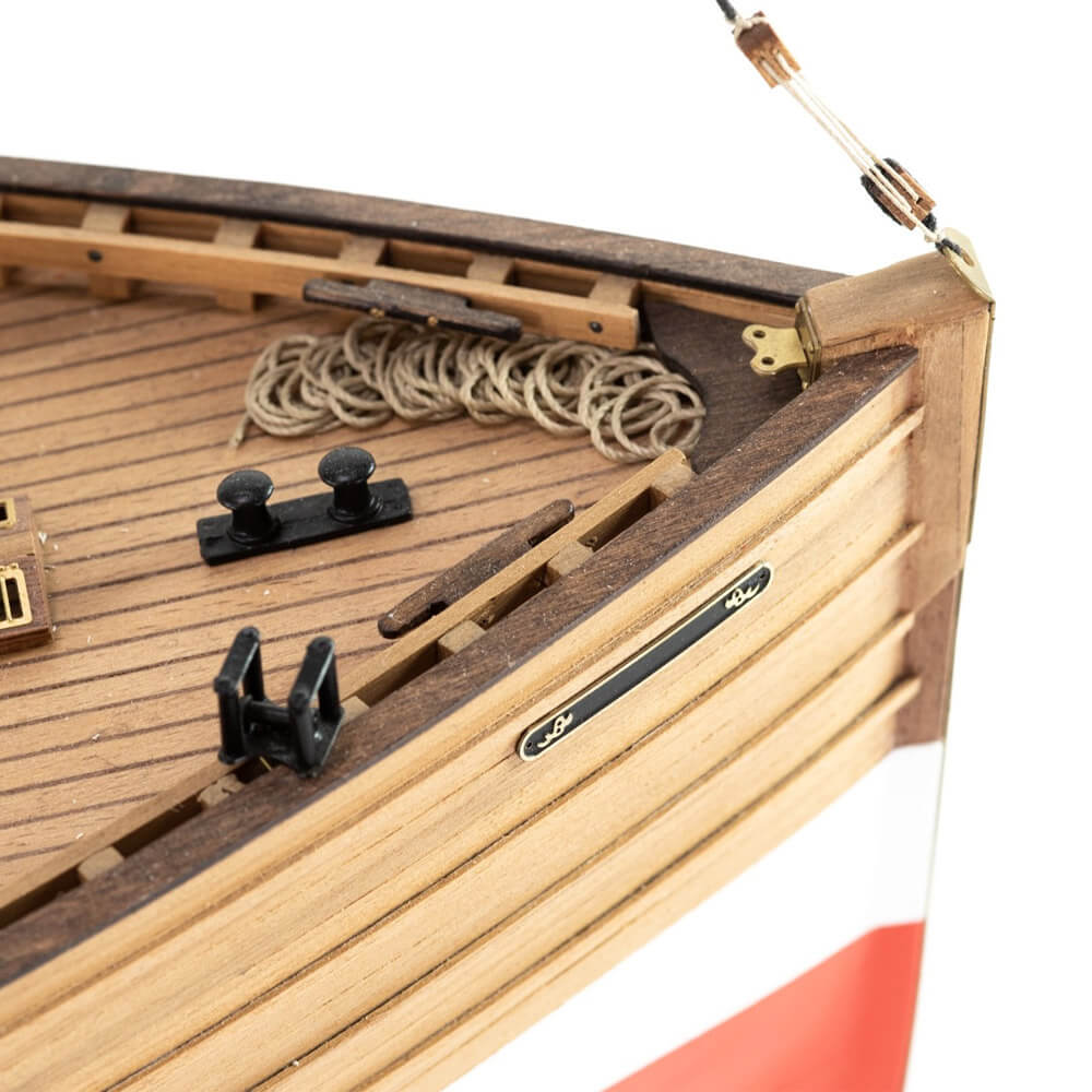 Wooden model boat: Scottish fishing boat Fifie - Amati - Scale