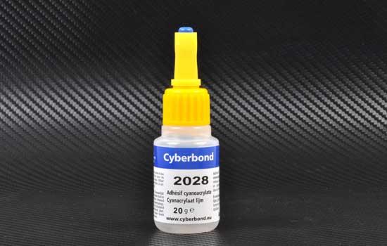 Colle Cyano fluide 20g Cyberbond