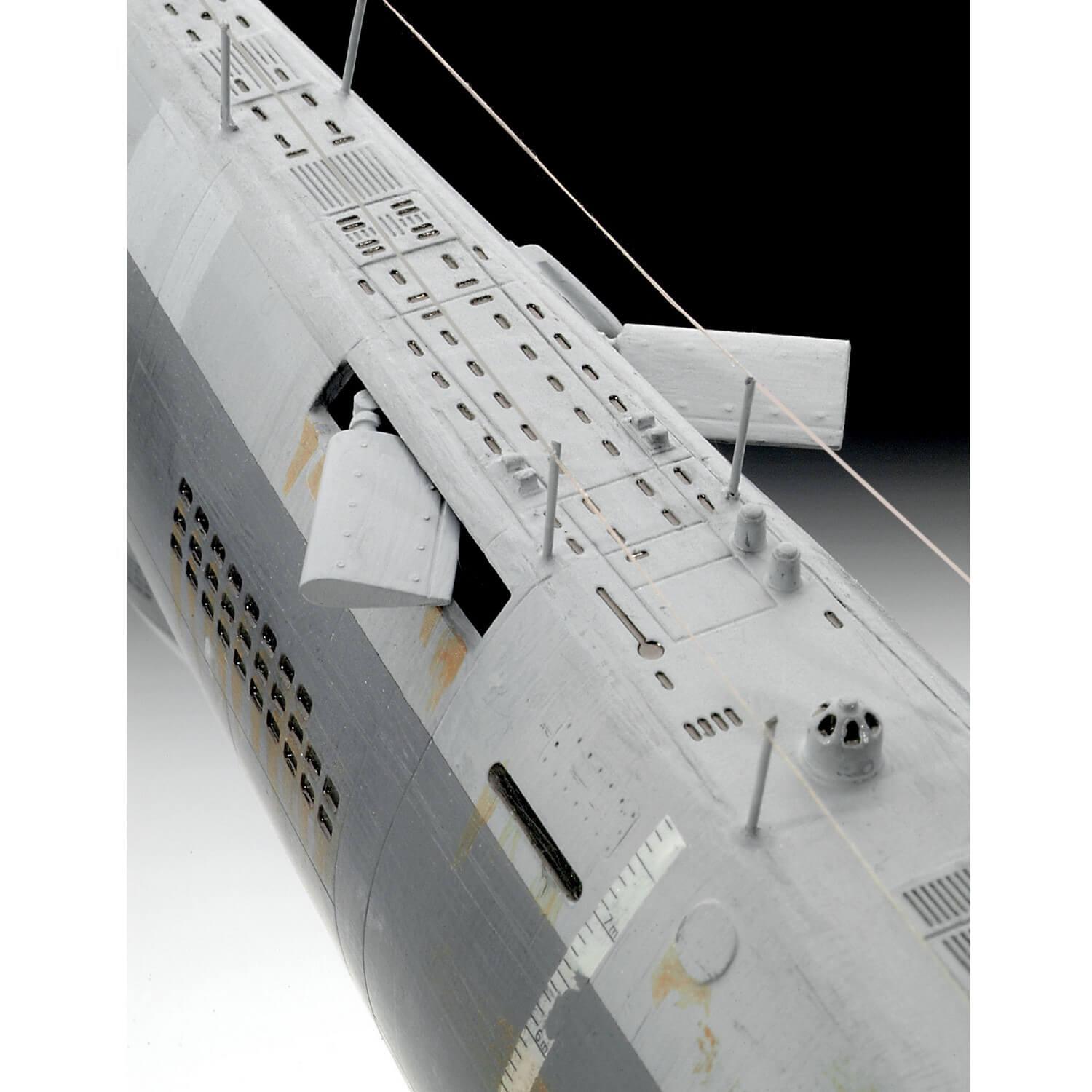 Maquette sous-marin : allemand Type XXI - Jeux et jouets Revell - Avenue  des Jeux