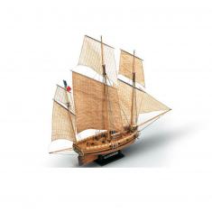 Wooden model boat : Le Coureur