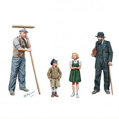 Figures WWII: Civilians Western Europe 1944