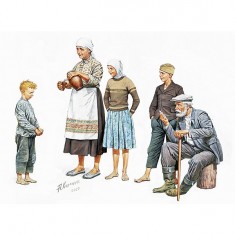 Figures WWII: Central Europe Peasants 1941-1945