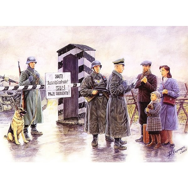 WWII figures: German checkpoint - Masterbox-MB3527