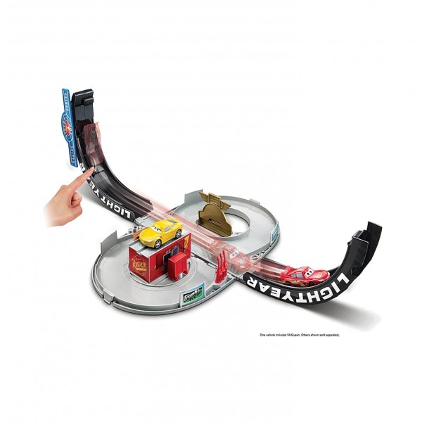 Cars 3 : Circuit de la Piston Cup transportable - Mattel-FBG43
