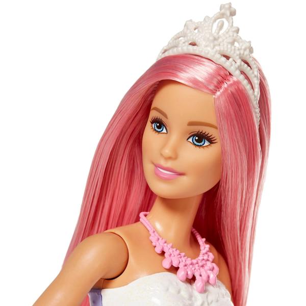 barbie avec sa licorne