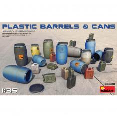 Diorama accessories: Plastic barrels and jerry cans