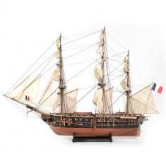 Maquette bateau en bois : La Belle Poule