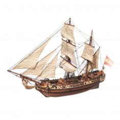 Maquette de bateau en bois : La Candelaria