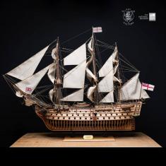 Schiffsmodell aus Holz: HMS Victory (Limitierte und nummerierte Auflage)