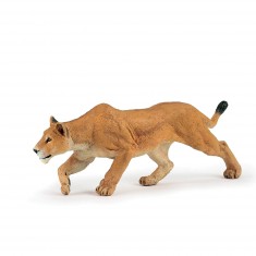 Lioness chasing figurine