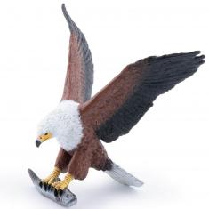Figura de águila pescadora africana
