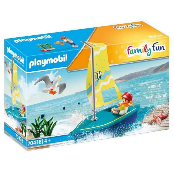 Playmobil 70438 Family Fun - Beach hotel: Child and sailboats - Playmobil-70438