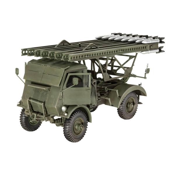 Maquette véhicule militaire : BM-13-16 sur WOT 8 - Revell-3338