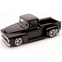 Model car: Ford FD-100 Pickup
