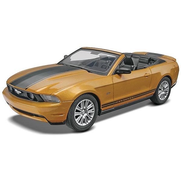 Maqueta de coche: SnapeTite: '2010 Ford Mustang GT convertible - Revell-85-11963