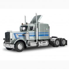 Model truck: Peterbilt 359