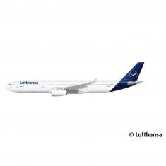 Flugzeugmodell : Airbus A330-300 Lufthansa Neue Lackierung