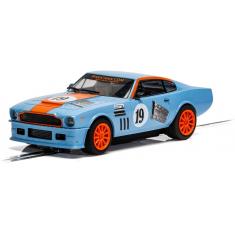 SCALEXTRIC Aston Martin V8 - Gulf Edition - Rikki Cann Racing