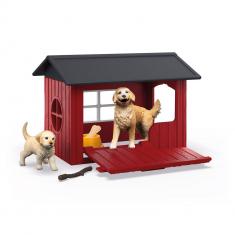 Kennel with Golden Retriever 