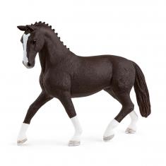 Figurine cheval : Jument hanovrienne morelle 