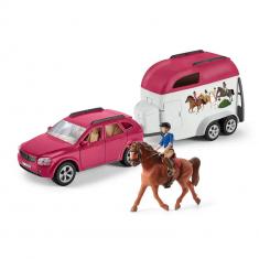 Voiture avec remorque pour chevaux