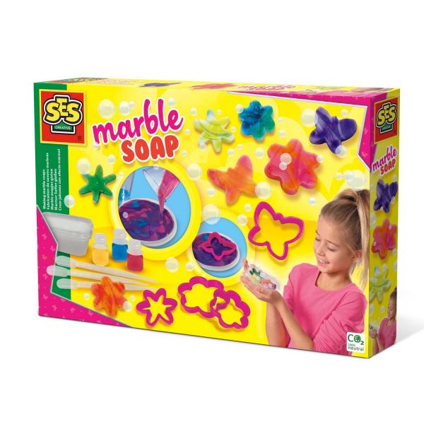 Making marbled soaps - SES Creative-14674