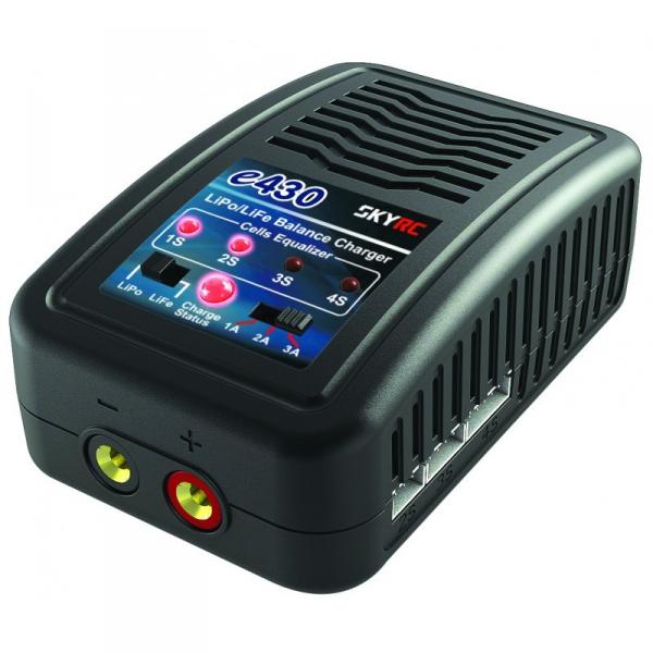 Chargeur e430 AC (LiPo & LiFe 2-4S up to 3A- 30w) SkyRC - SKY100107