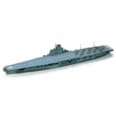 Ship model: Japanese aircraft carrier Shinano