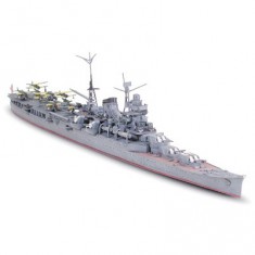 Ship model: Japanese heavy cruiser Mogami 
