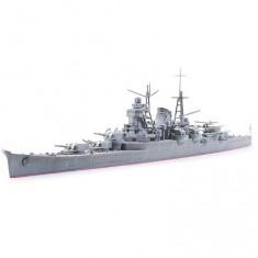 Ship model: Japanese heavy cruiser Mikuma